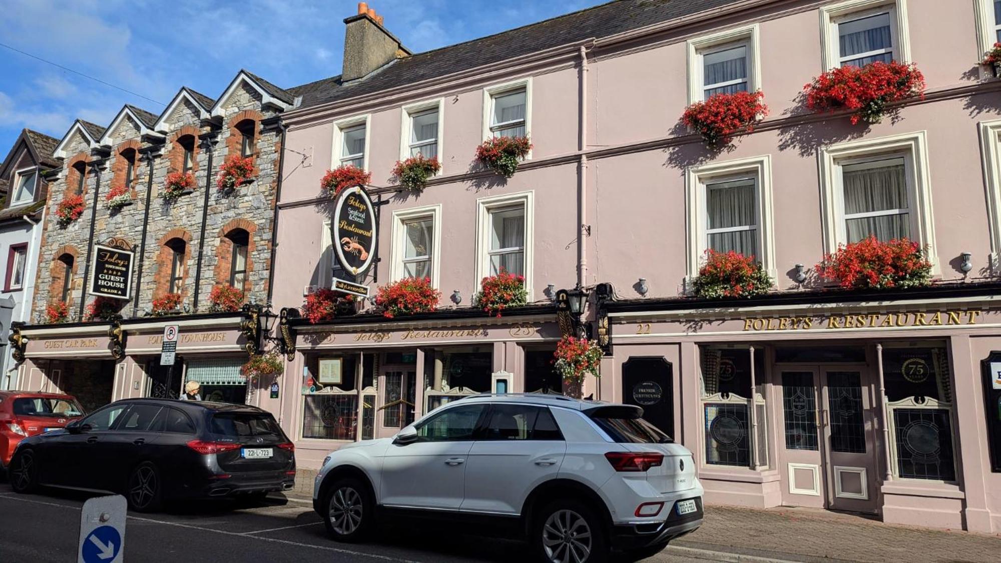 Foley'S Townhouse Killarney Hotel Exterior photo