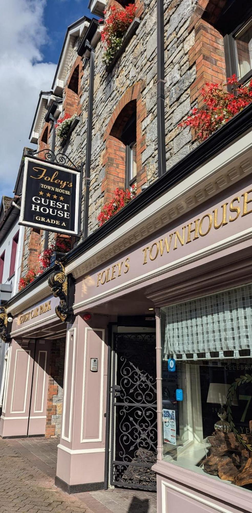 Foley'S Townhouse Killarney Hotel Exterior photo