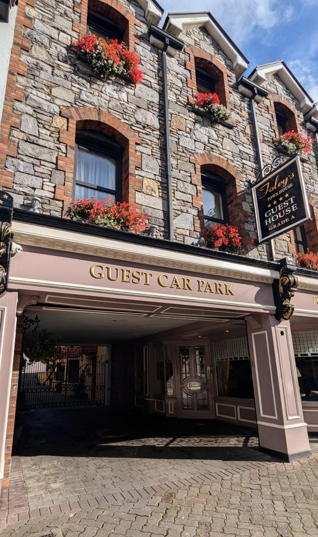 Foley'S Townhouse Killarney Hotel Exterior photo